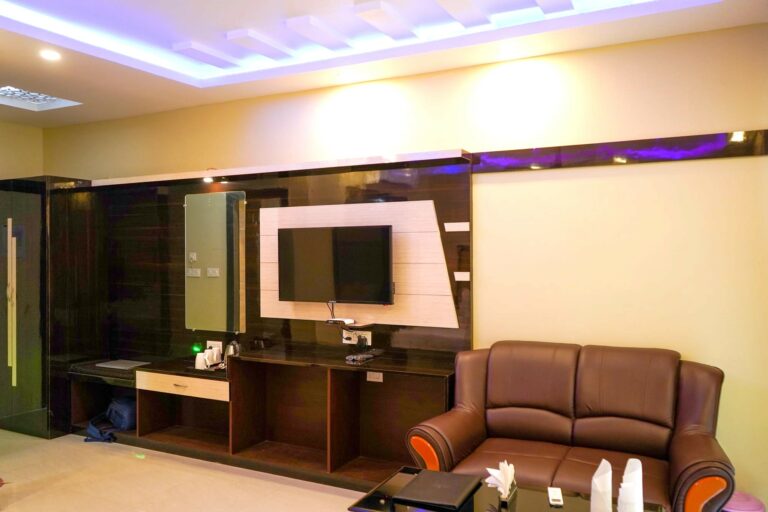 Prince Premium Triple Bed